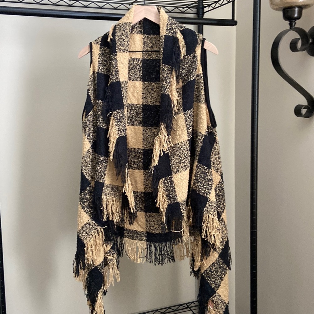 Sleeveless Cardigan